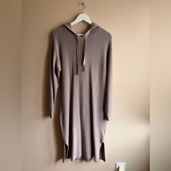 The Drop Midi Dress Women's Medium Gray Claudia Cuddle Sweater Hoodie - Picture 1 of 12